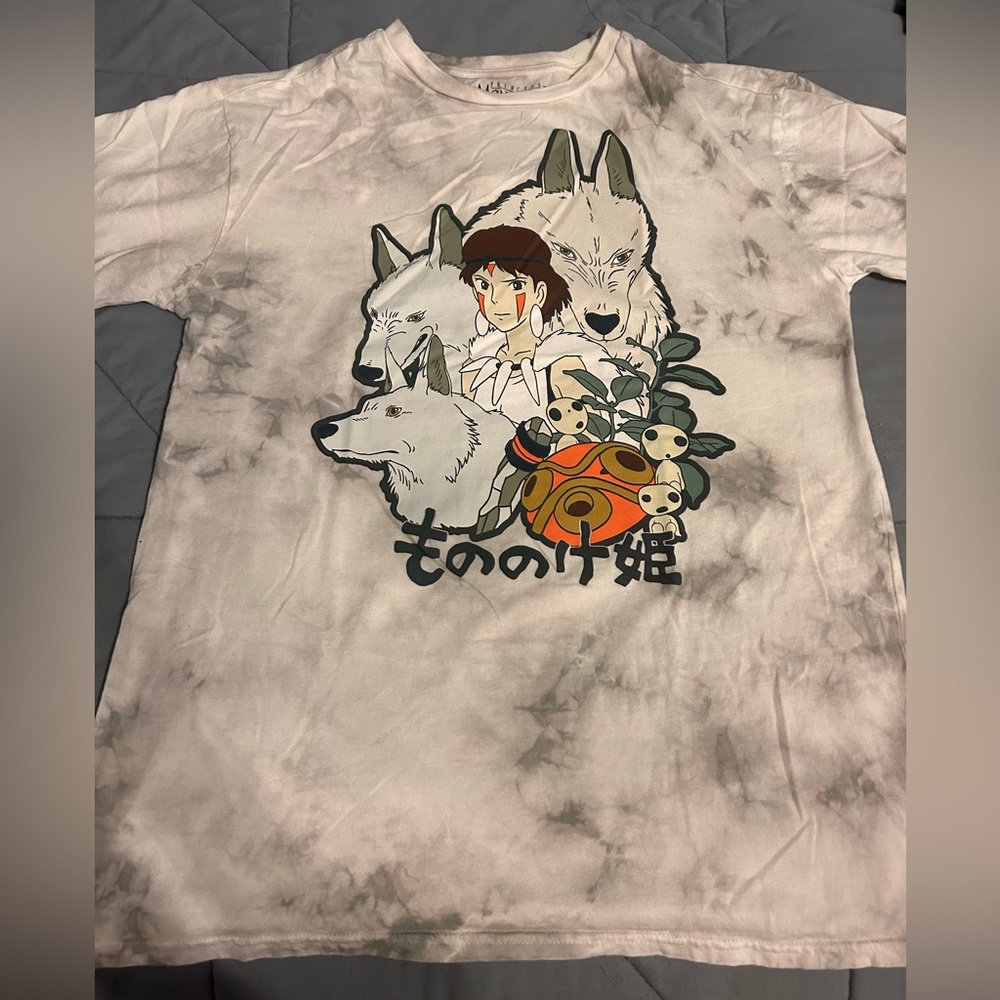 Her Universe, Small, greay and white with image